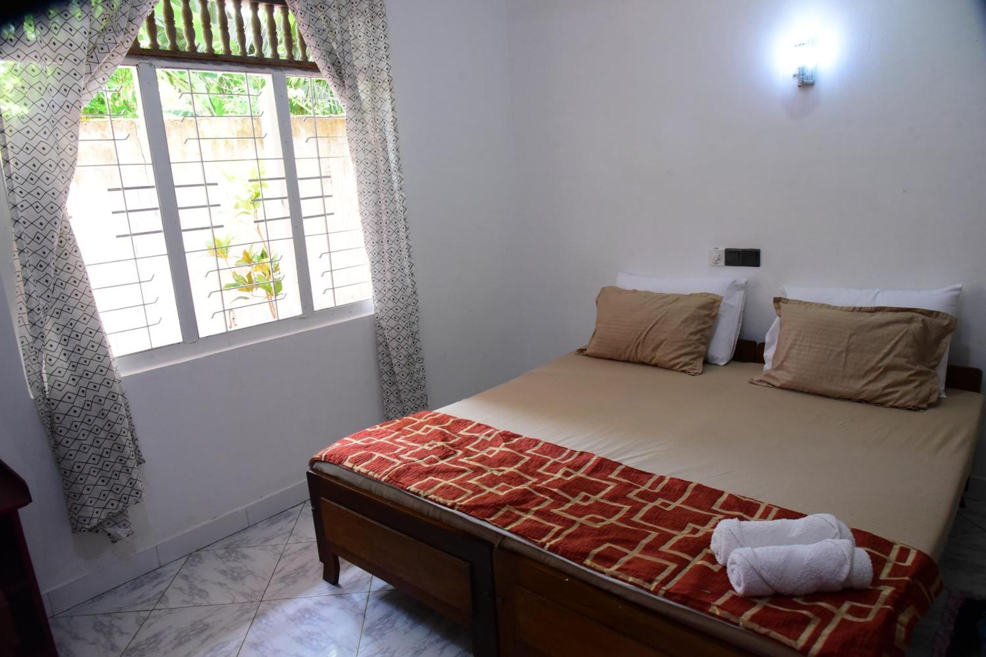 Happy Tuna Guesthouse Hikkaduwa Exterior foto